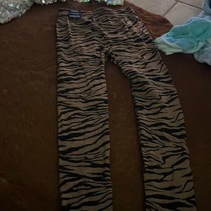 Girls brown zebra print leggings